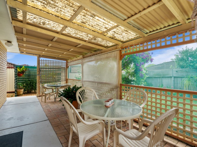 32 Debra Anne Drive, Bateau Bay NSW 2261