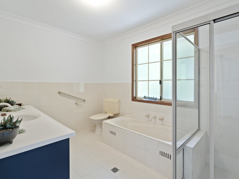 21a Marilyn Parade, Green Point NSW 2251