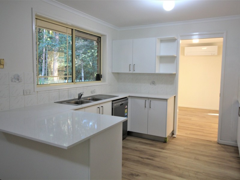 9 Legge Place, Green Point NSW 2251