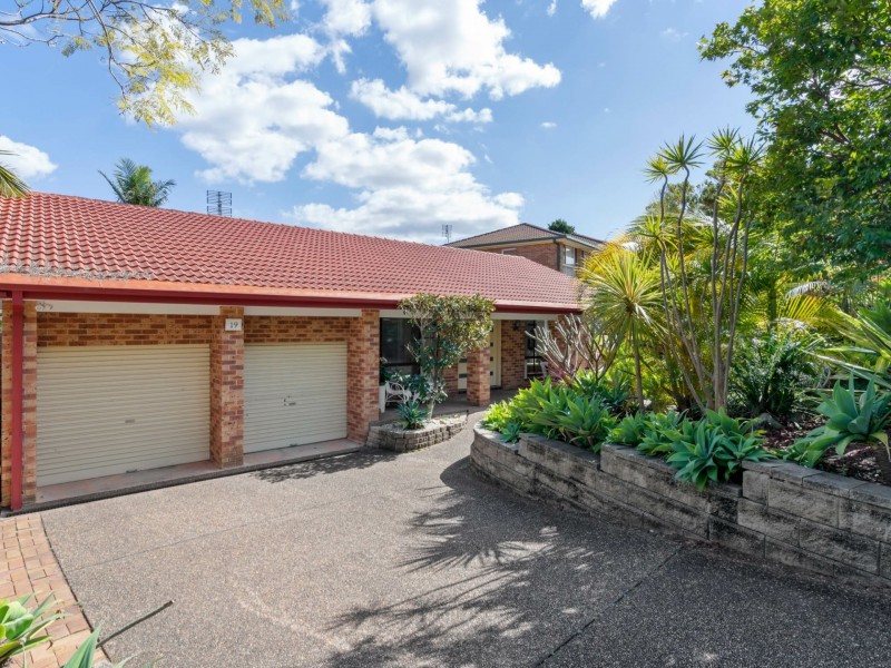 19 White Cedar Close, Erina NSW 2250