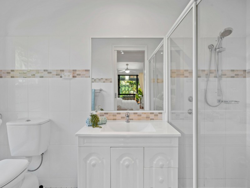 19 White Cedar Close, Green Point NSW 2251