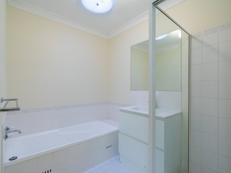 1/14 Jessie Riley Avenue, Erina NSW 2250