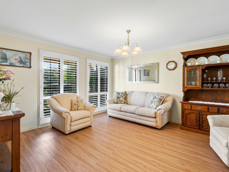 6 Jean Marie Crescent, Erina NSW 2250