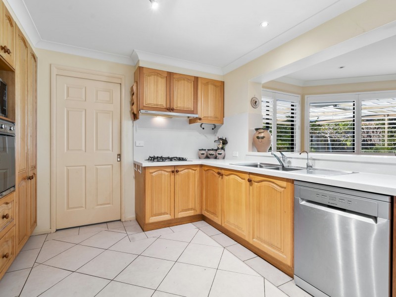 6 Jean Marie Crescent, Erina NSW 2250