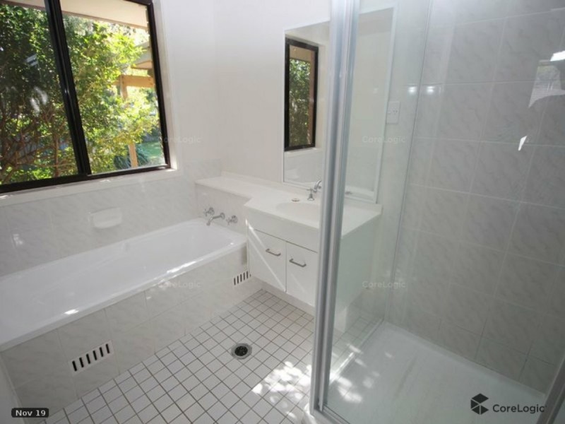 6 Eden Grove, Erina NSW 2250