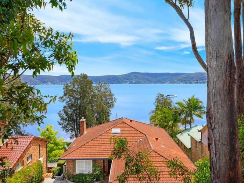 327A Avoca Drive, Green Point NSW 2251