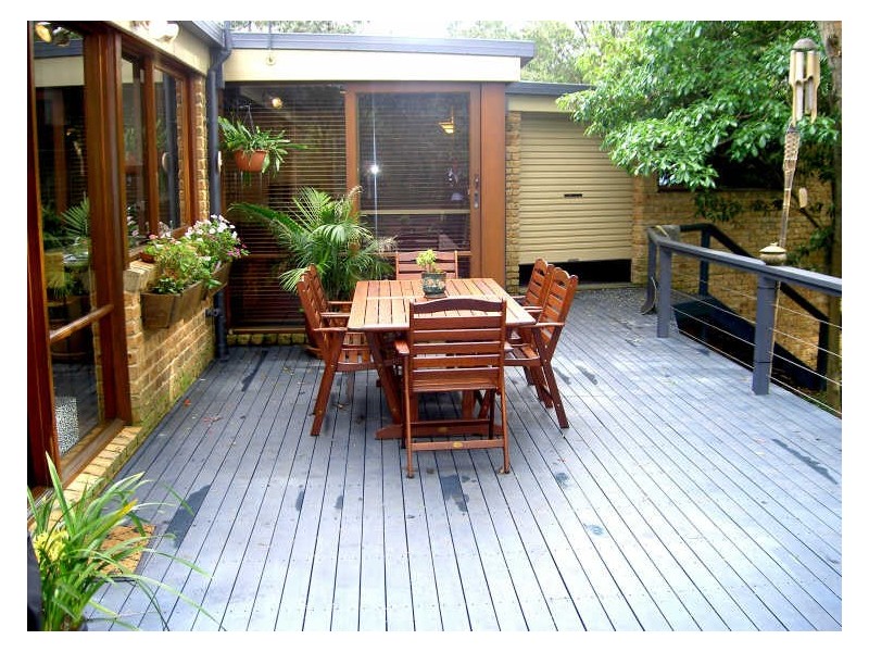27 Howard Avenue, Green Point NSW 2251