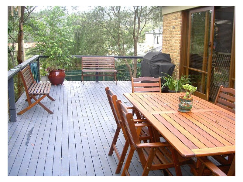 27 Howard Avenue, Green Point NSW 2251