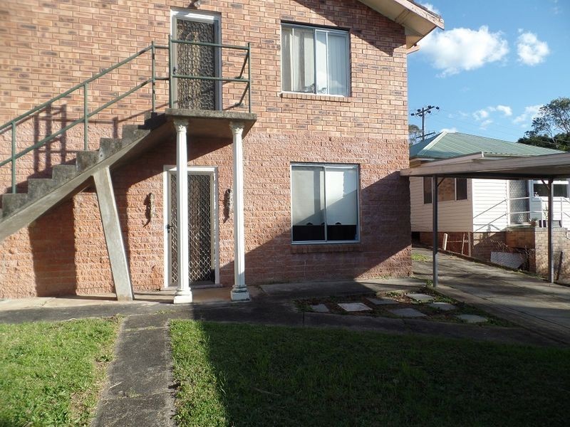 1b Narrawa Ave, Erina NSW 2250