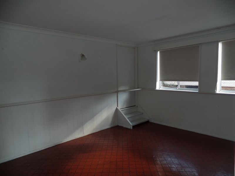 1b Narrawa Ave, Erina NSW 2250