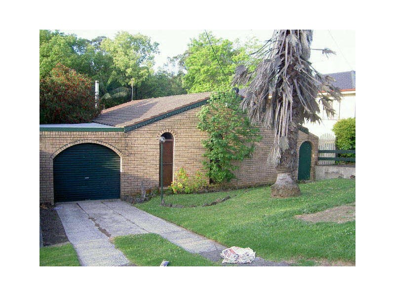 19 Narrawa Ave, Erina NSW 2250