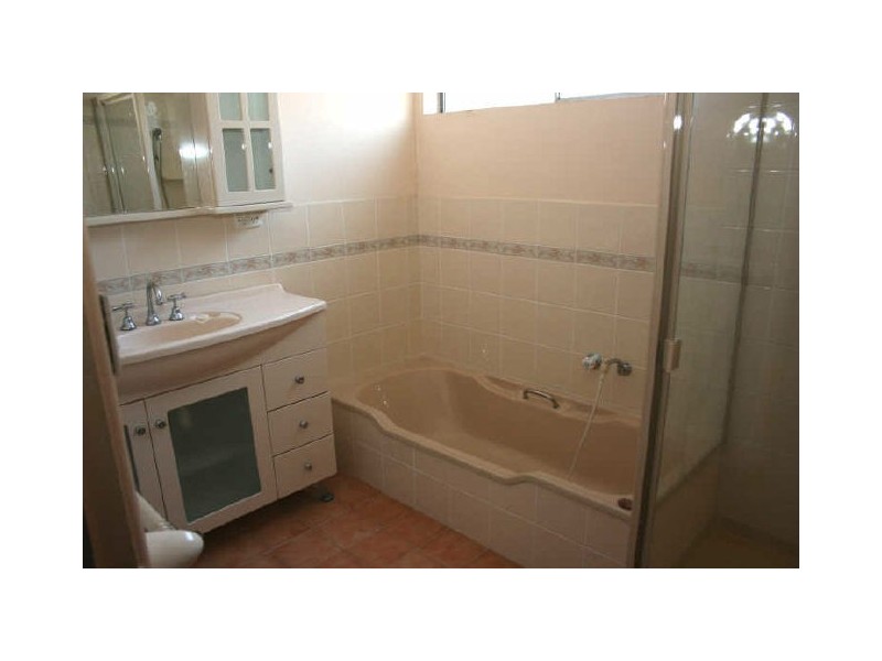 Erina NSW 2250