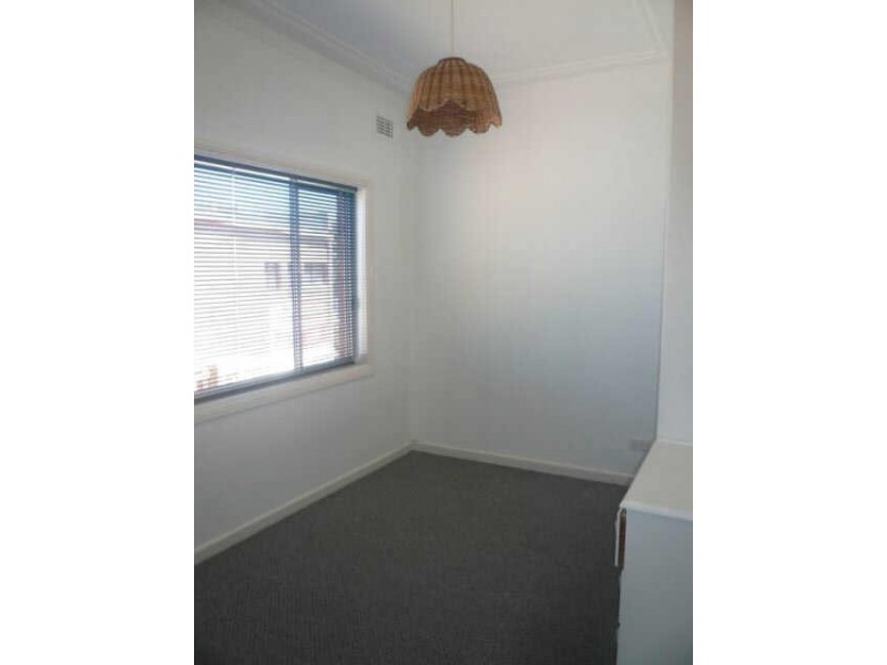 10 Ocean Street, Budgewoi NSW 2262