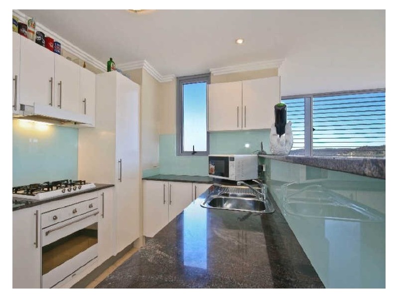 17/12 Baker Street, Gosford NSW 2250