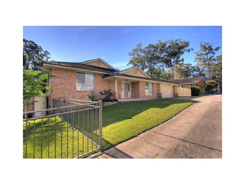 19 Kenmare Close, Green Point NSW 2251