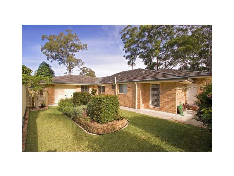 19 Kenmare Close, Green Point NSW 2251