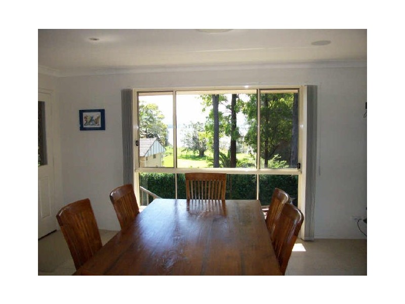 19 Kenmare Close, Green Point NSW 2251