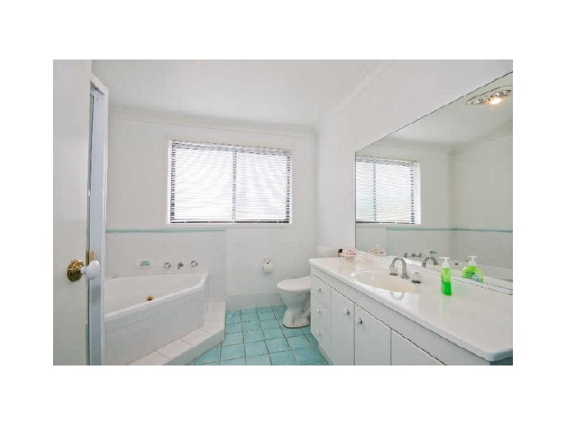 Erina NSW 2250