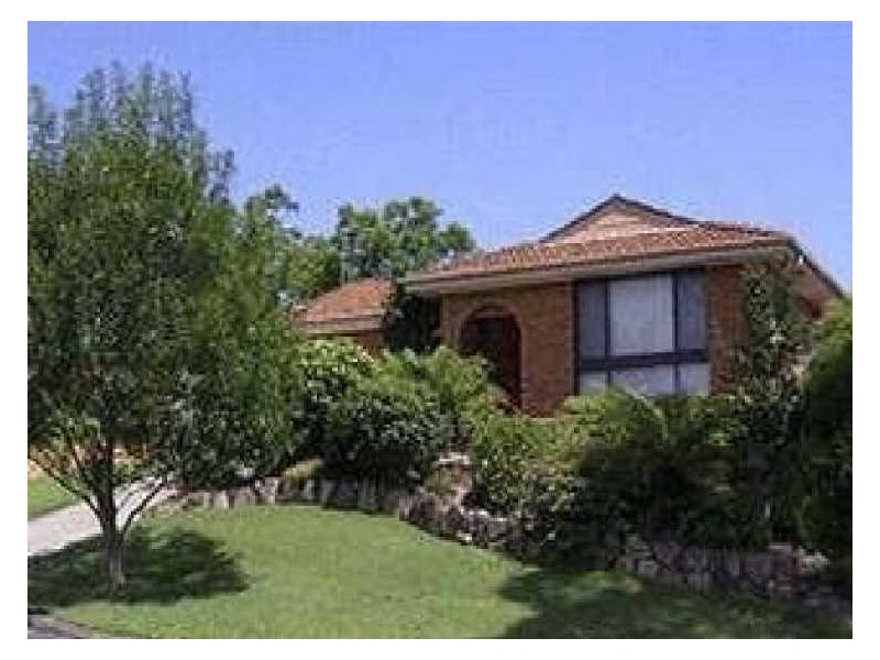 18 White Cedar Close, Green Point NSW 2251