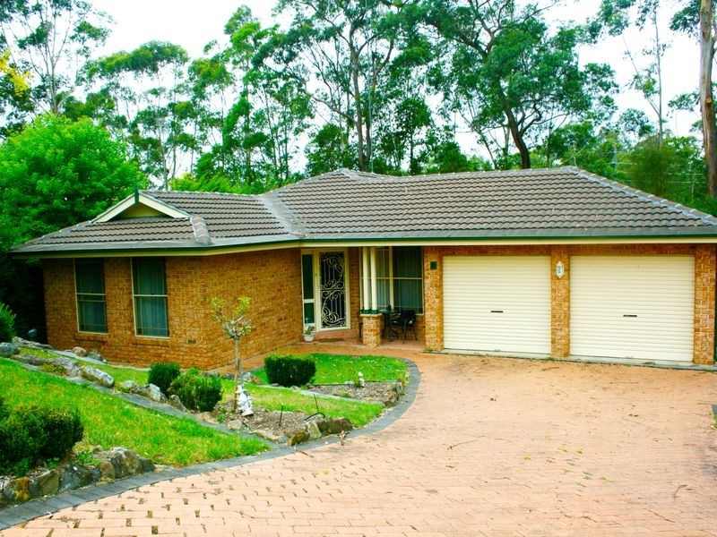 5 Nicholii Close, Springfield NSW 2250
