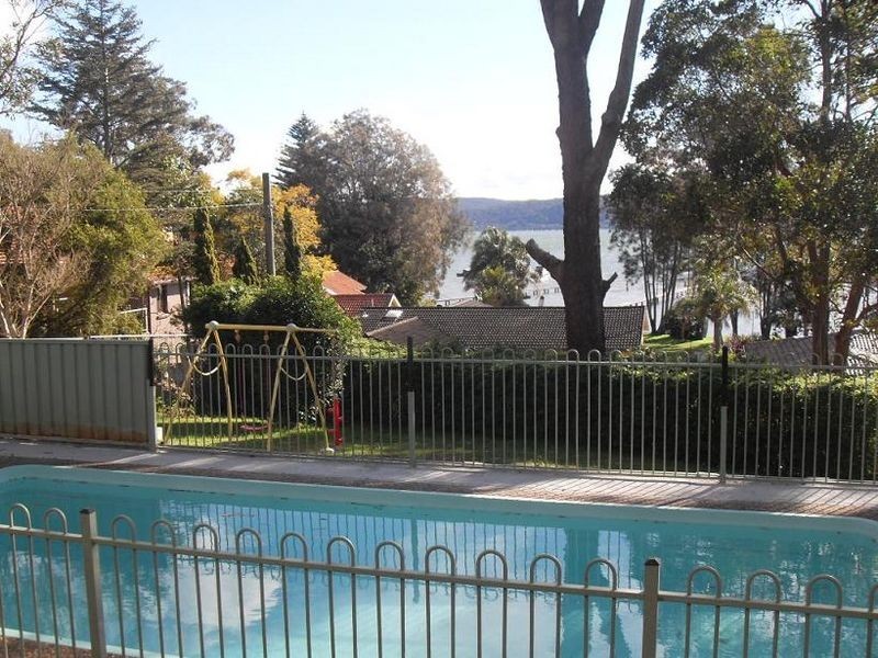 281 Avoca Drive, Green Point NSW 2251