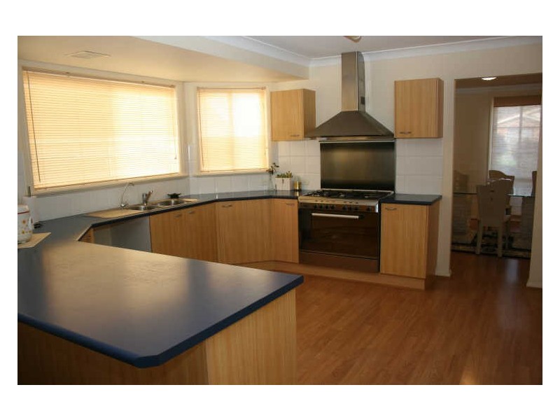 7 Victor Close, Green Point NSW 2251