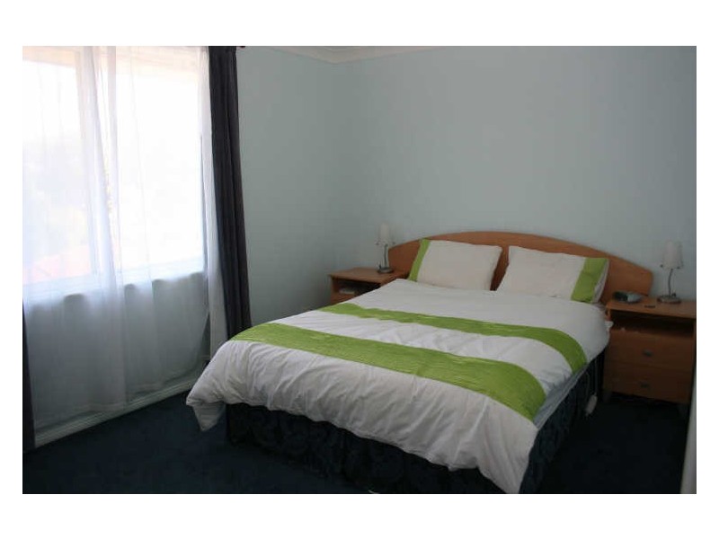7 Victor Close, Green Point NSW 2251