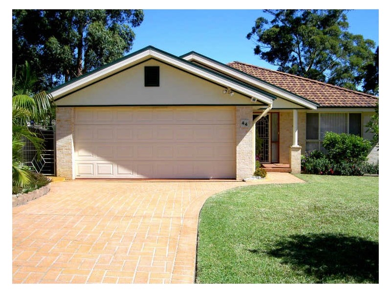 44 Bronzewing Drive, Erina NSW 2250