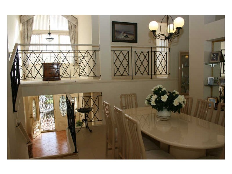 11 Bronzewing Drive, Erina NSW 2250