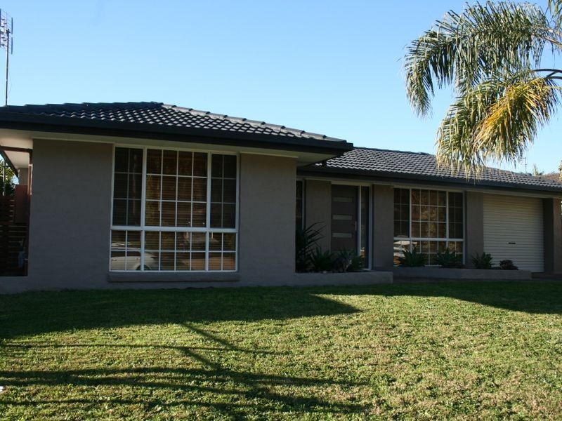 2 Kareel Close, Erina NSW 2250