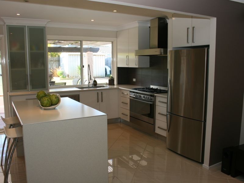 2 Kareel Close, Erina NSW 2250