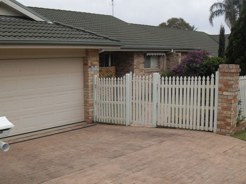 2 Sunbeam Place, Erina NSW 2250