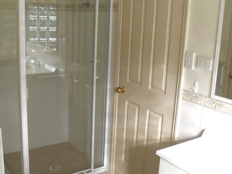 2 Sunbeam Place, Erina NSW 2250