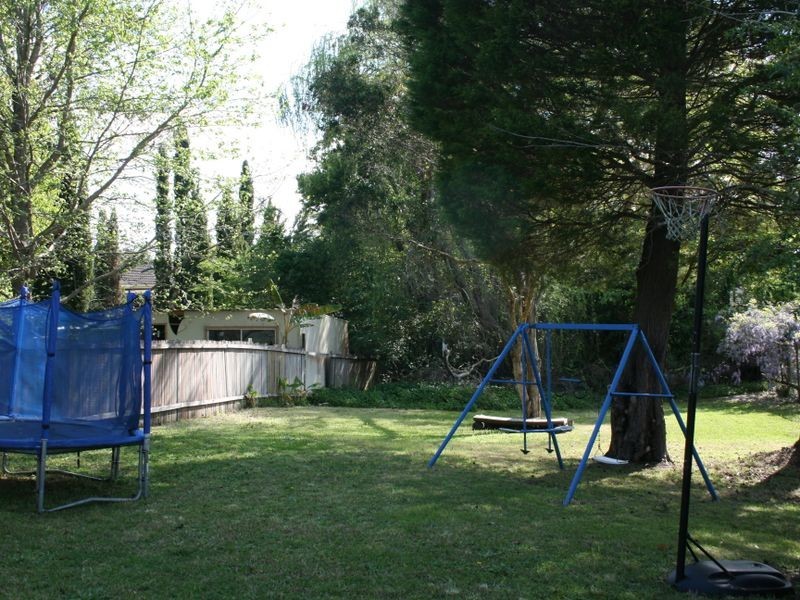 4 Nerissa Road, Erina NSW 2250