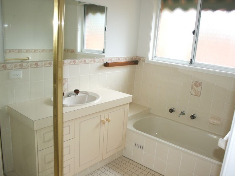 2/26 Highland Road, Green Point NSW 2251