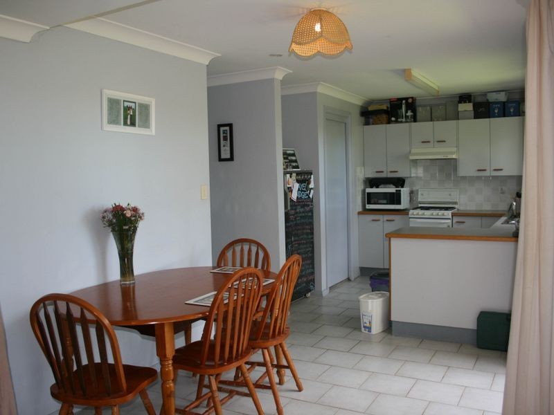 61 Kookaburra St, Kincumber NSW 2251