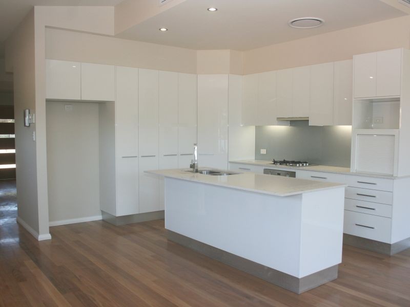 2A Jennie Cox Close, Erina NSW 2250