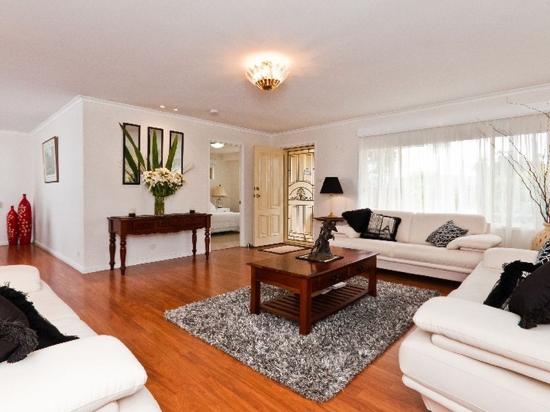 26 Jennie Cox Close, Erina NSW 2250