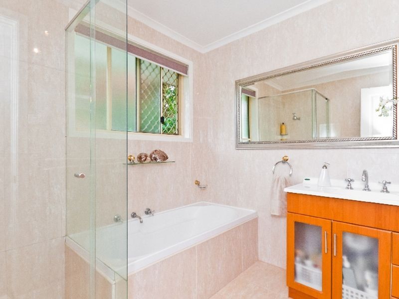 26 Jennie Cox Close, Erina NSW 2250