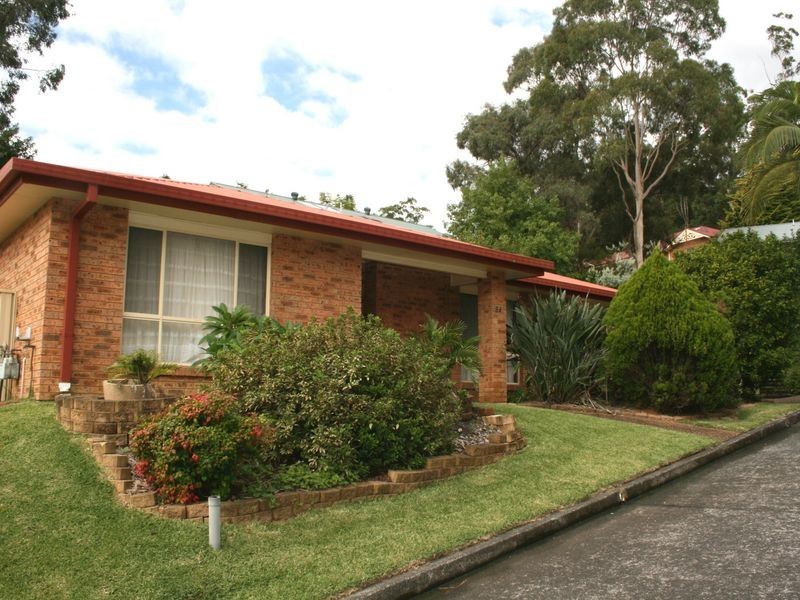 34 Katherine Crescent, Green Point NSW 2251