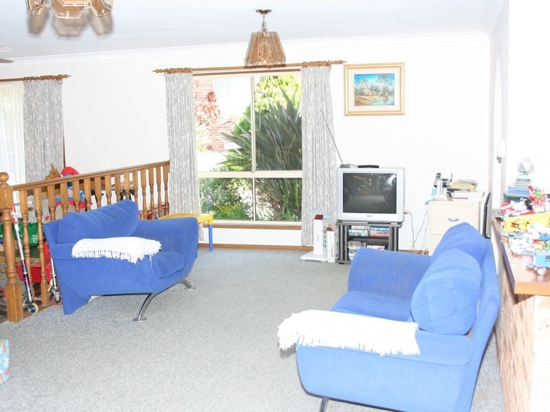 34 Katherine Crescent, Green Point NSW 2251