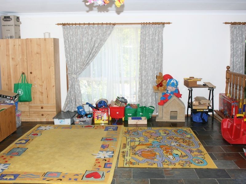 34 Katherine Crescent, Green Point NSW 2251