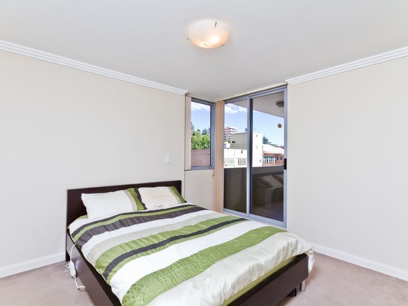 26/12 Baker Street, Gosford NSW 2250