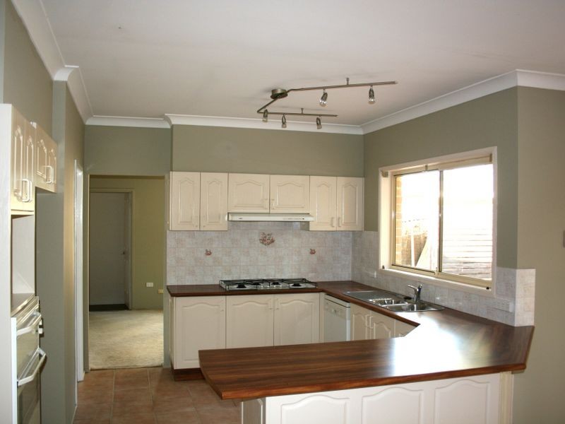 106 The Entrance Road, Erina NSW 2250