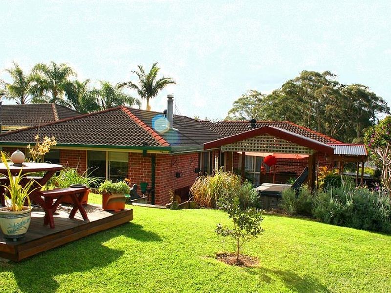 3 Merideth Place, Green Point NSW 2251