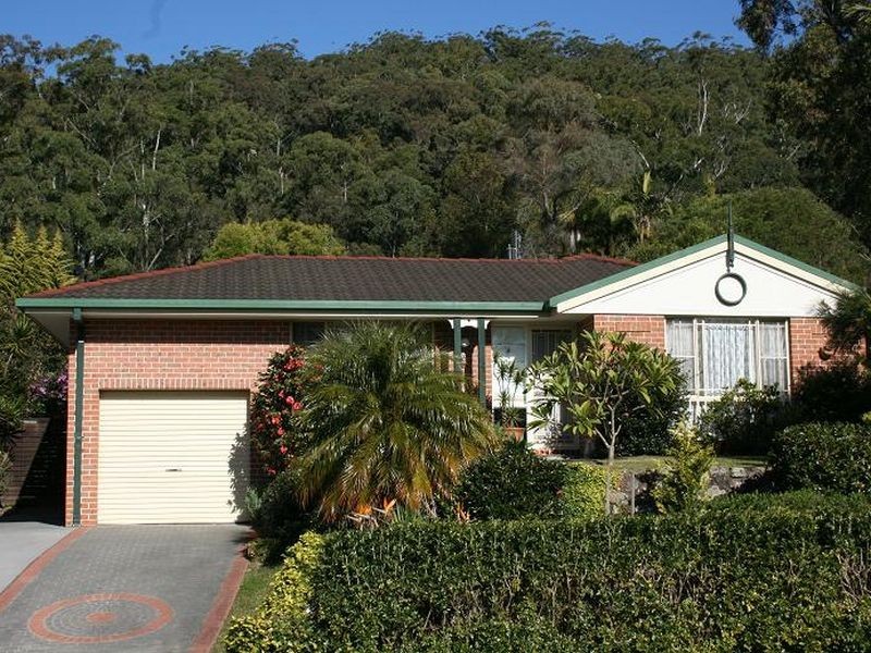 3 Merideth Place, Green Point NSW 2251
