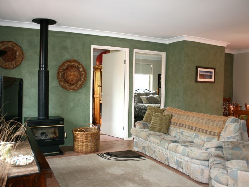 3 Merideth Place, Green Point NSW 2251