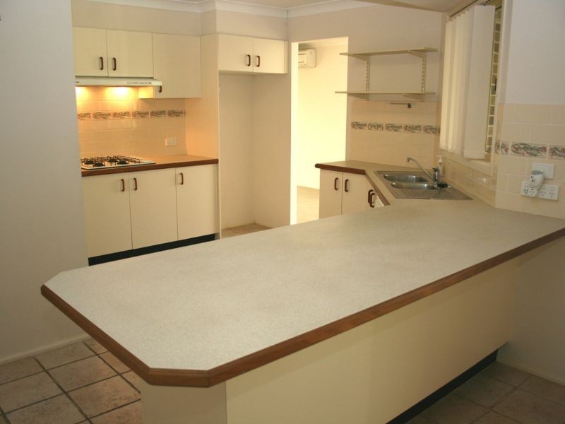 10 Victor Close, Green Point NSW 2251