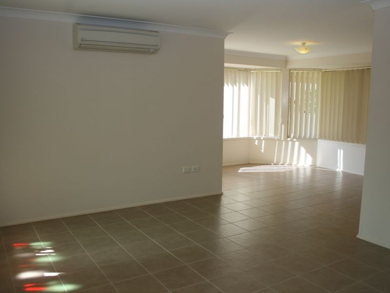 10 Victor Close, Green Point NSW 2251