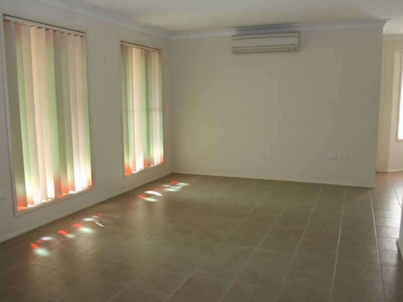 10 Victor Close, Green Point NSW 2251